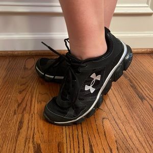 Ladies Under Amour tennis shoes
